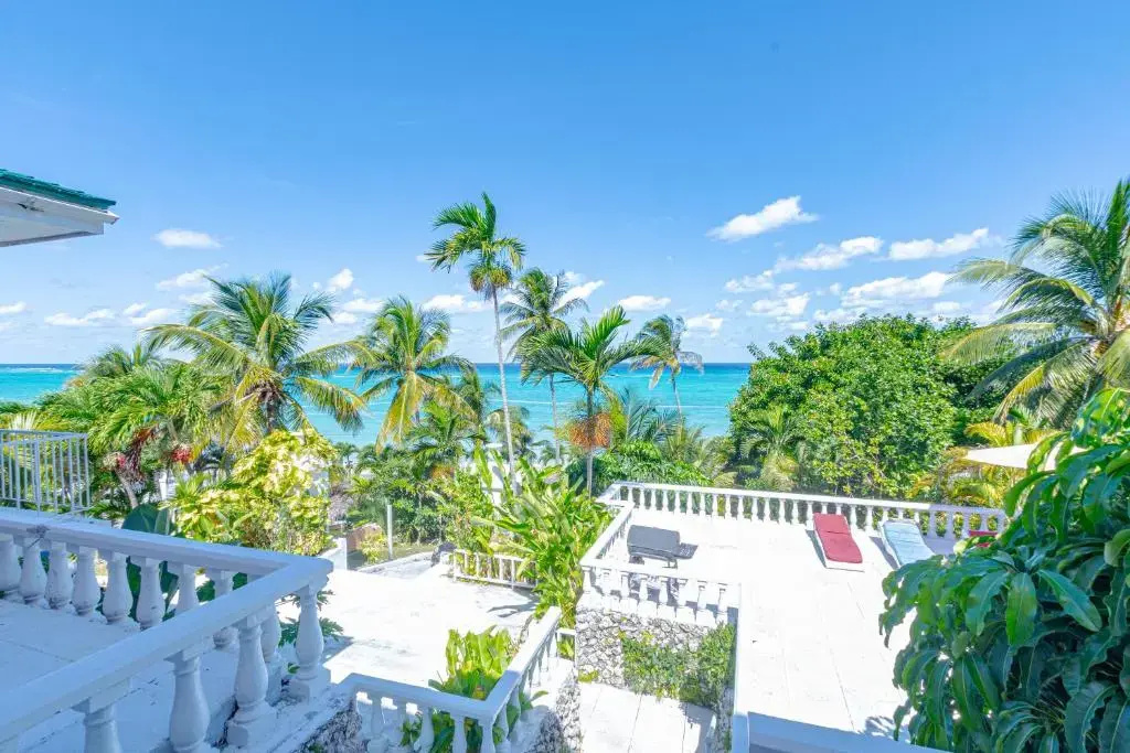 Sunshine Studio at Viking Hill - Love Beach