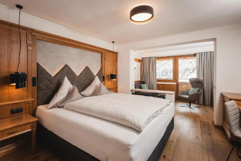 Standard Double room with garden view (full double bed)
