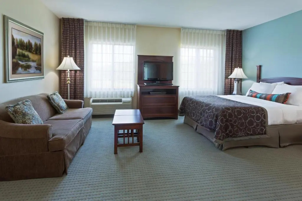 Staybridge Suites Tallahassee by IHG - Chambres