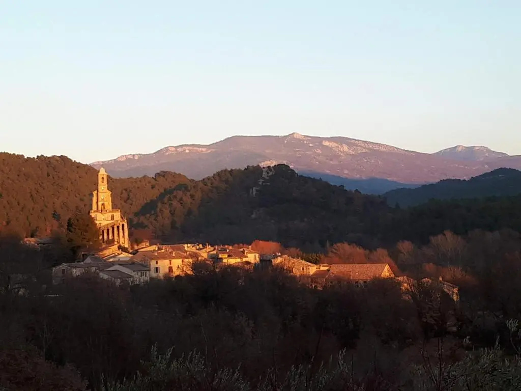 VVF Villages « La Drôme Provençale » Montbrun-les-Bains - Chambres