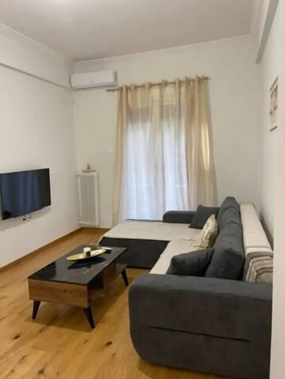Cozy apartment One step from Acropolis
