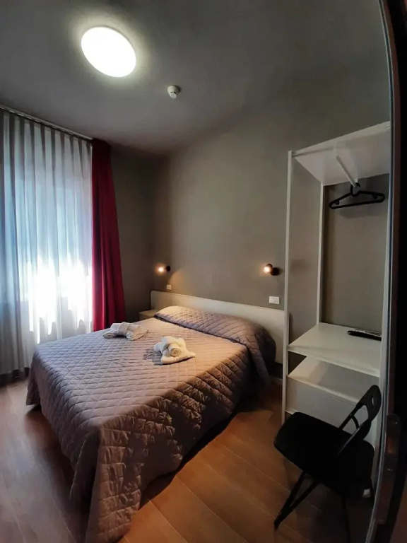Economy room