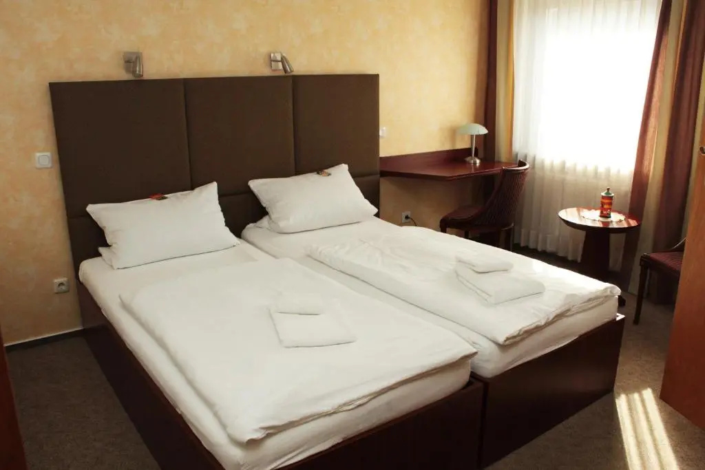 Comfort Double room (full double bed)