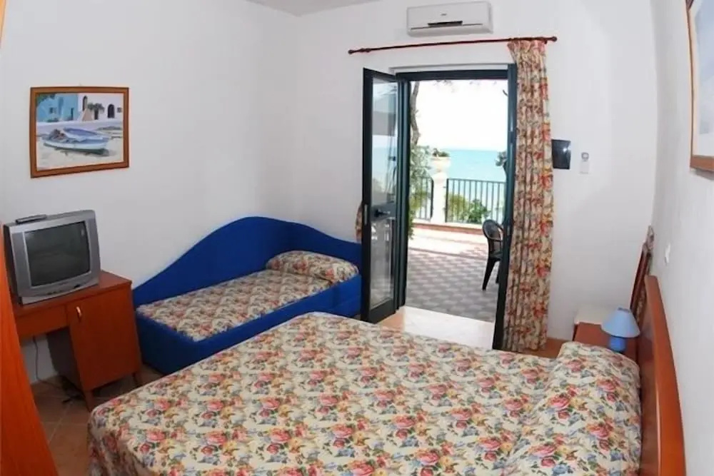 Standard Double room (bunk bed)