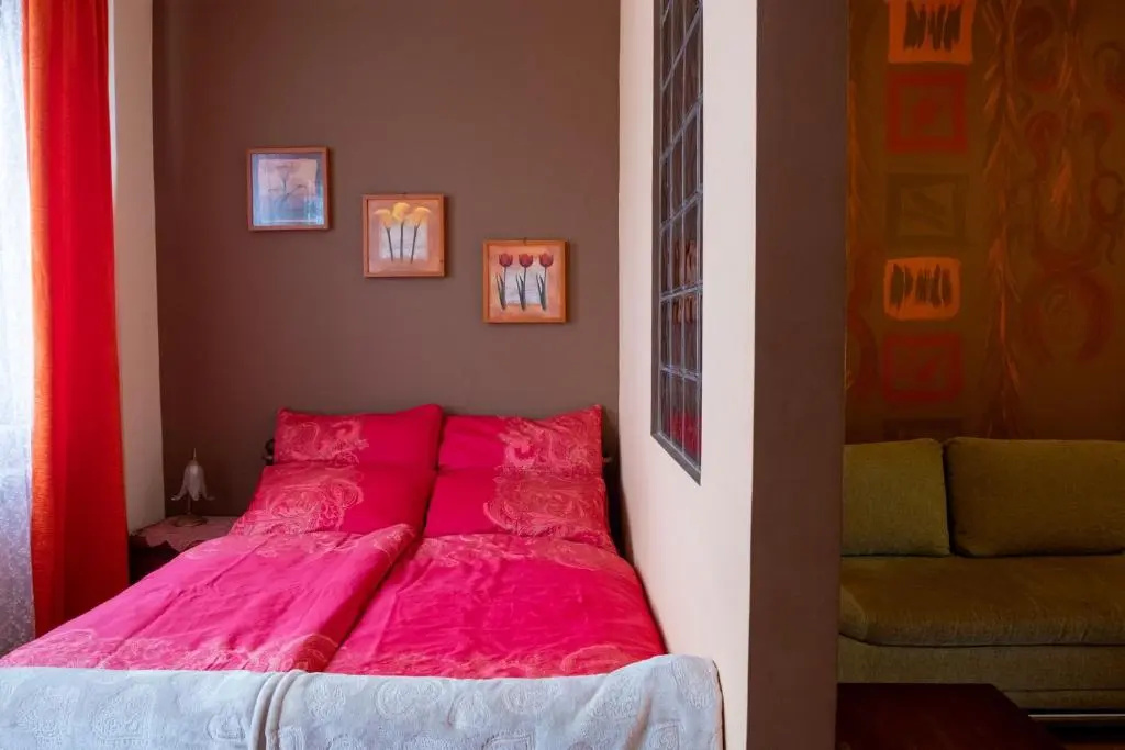 Comfort room