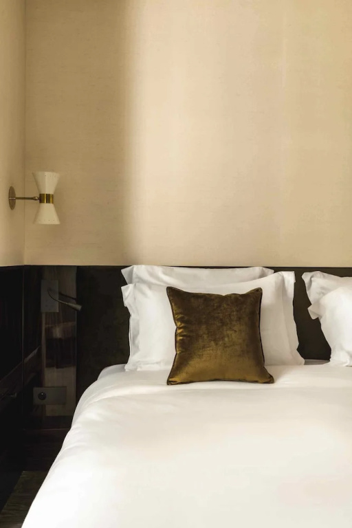 Mondovi Luxury Suites 41