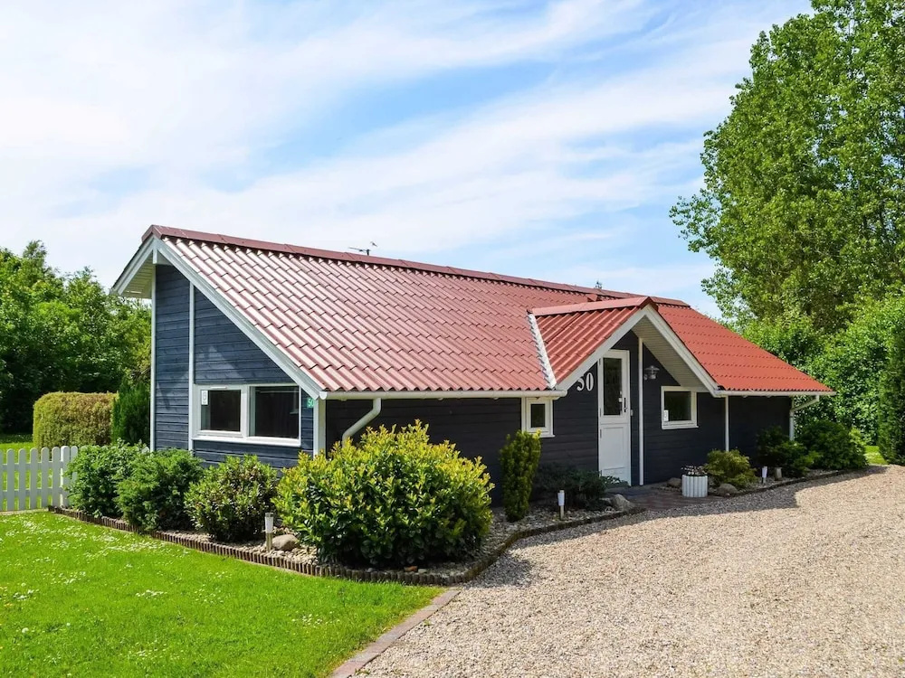 6 Person Holiday Home in Oksbol
