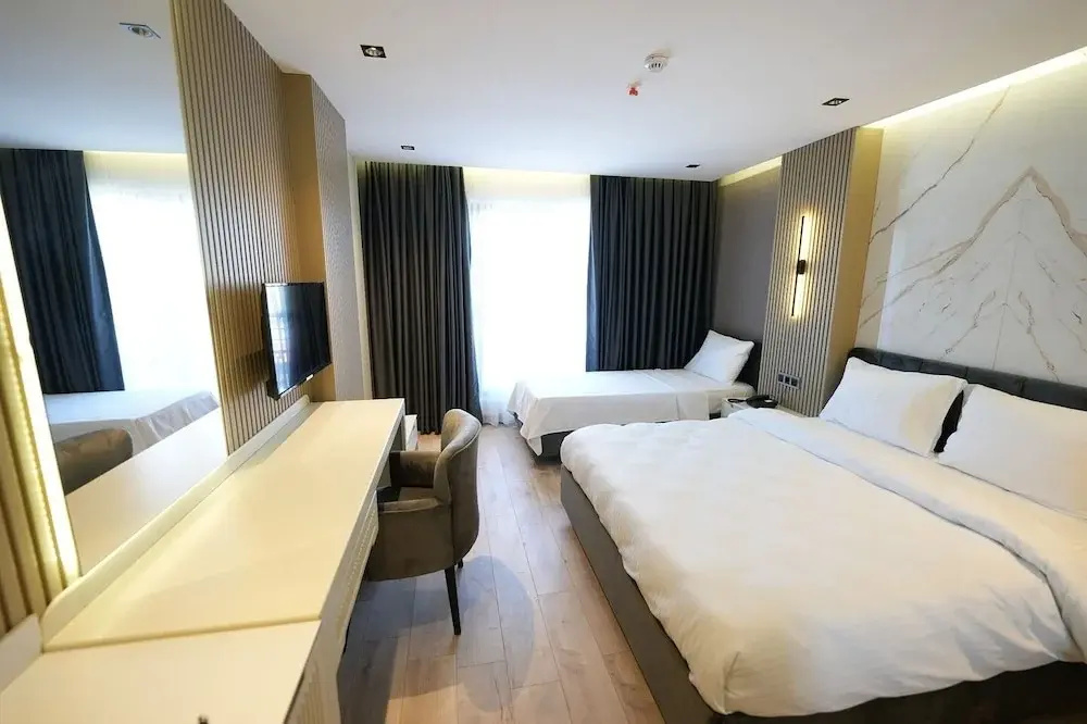 Standard Double Family room (twin beds)