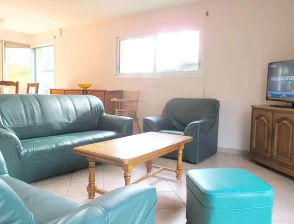 House With 3 Bedrooms in Laniscat, With Furnished Garden and Wifi - 50 km From the Beach