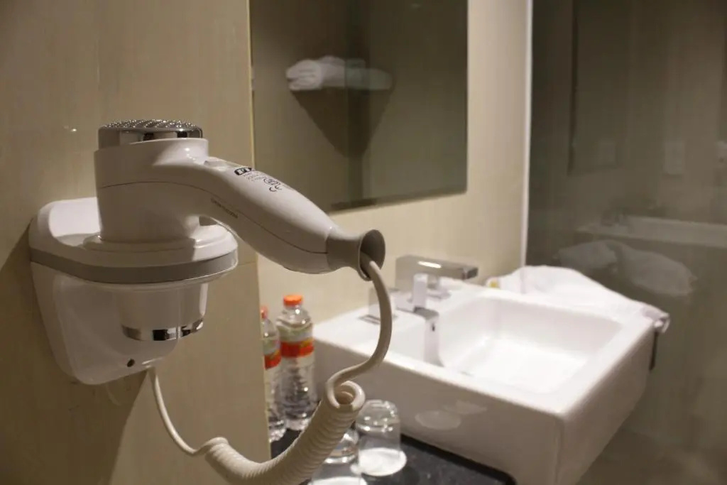 Swiss-Belhotel Waterfront Makassar - Chambres