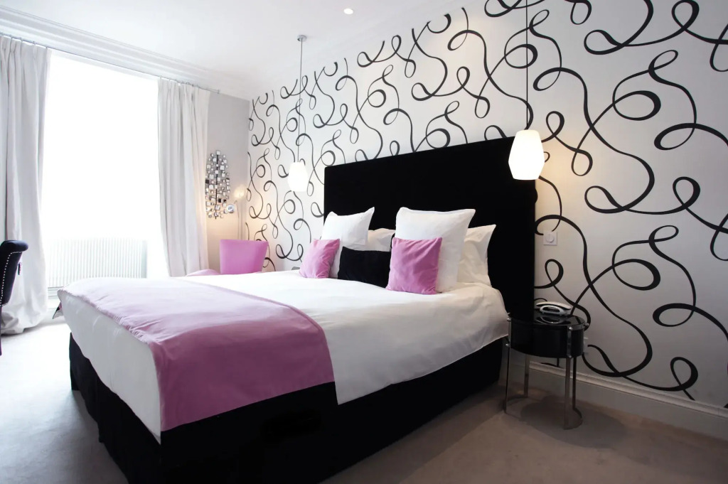 Clarance Hotel by null