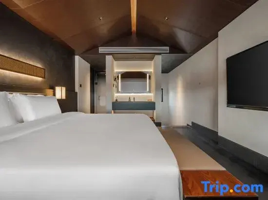 Standard Double Duplex room (full double bed)
