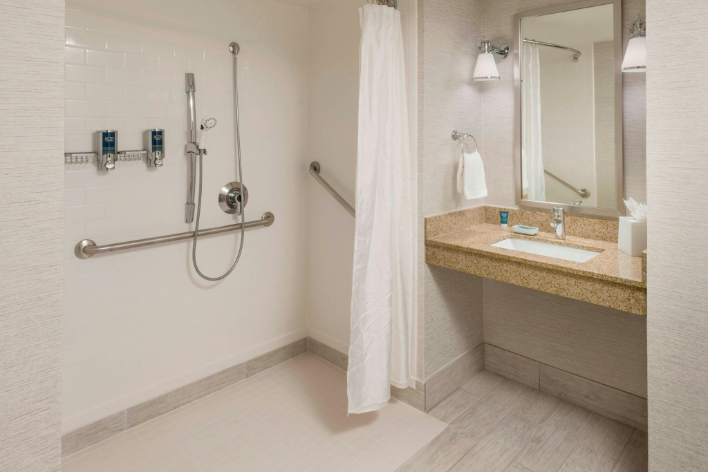 Four Points by Sheraton Boston Logan Airport Revere - Général