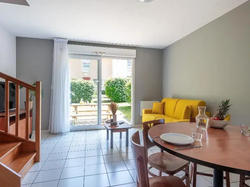 Quadruple Apartment