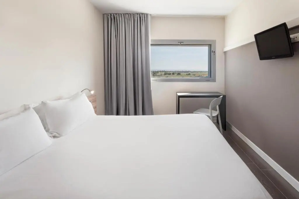 B&B HOTEL Albacete Room Type - Standard Double room full double bed