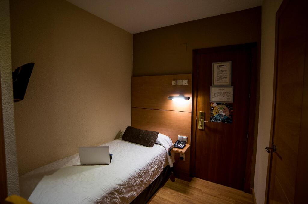 Hotel Serrano - 19