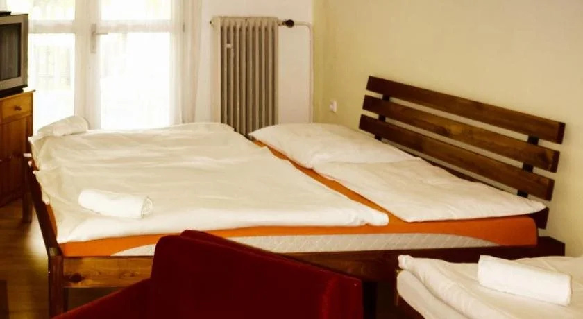 Hotel Maxov - Général