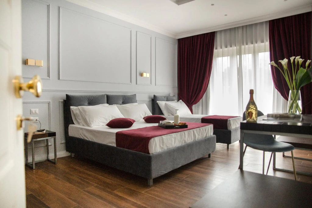 Deluxe Triple room