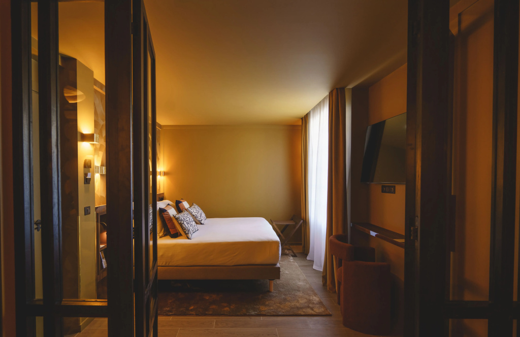 Gounod Hotel — фото