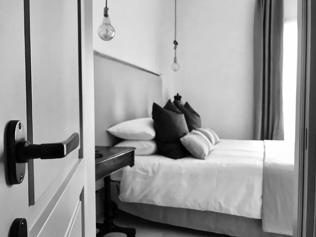 Standard Double room with balcony (full double bed)