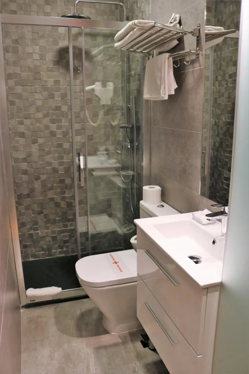 Standard Double room (twin beds)