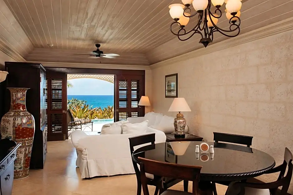 2 Bedrooms Standard room with ocean view