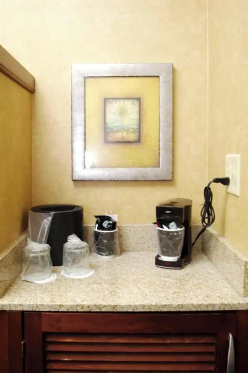 Courtyard by Marriott Kingston - Chambres