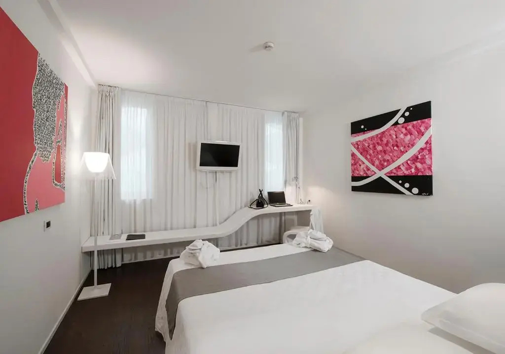 Superior Double room (full double bed)