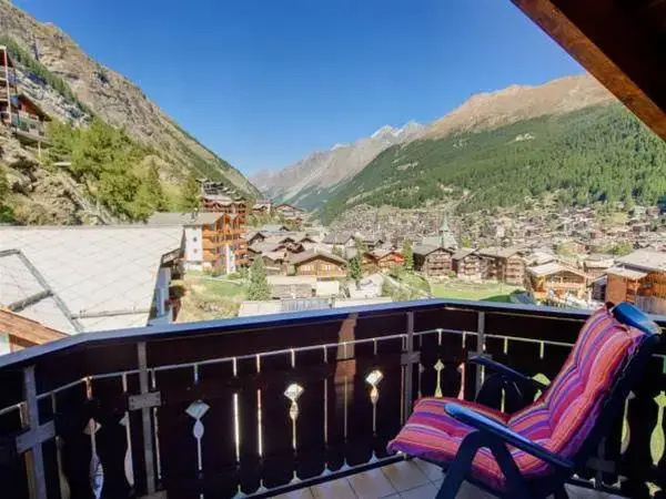 Balcony & Terrace
