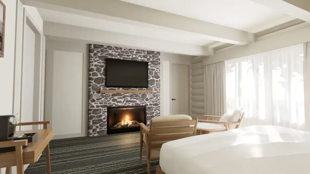 Standard room with partial view