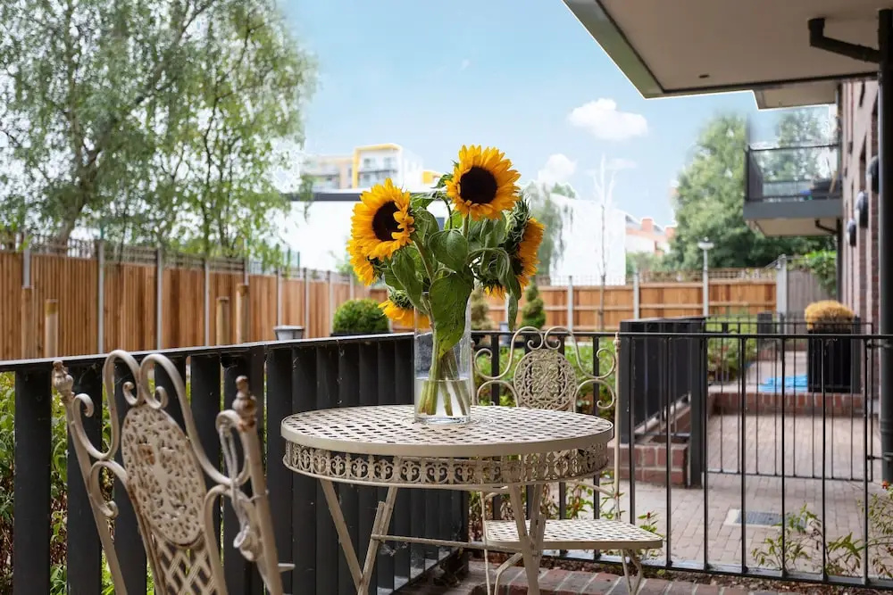 2 Bedroom East London Flat