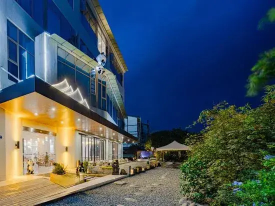 Dujiangyan South Bridge Guishu Gong Sitting Private Tang Homestay