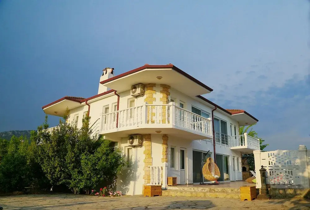 Ova Suites