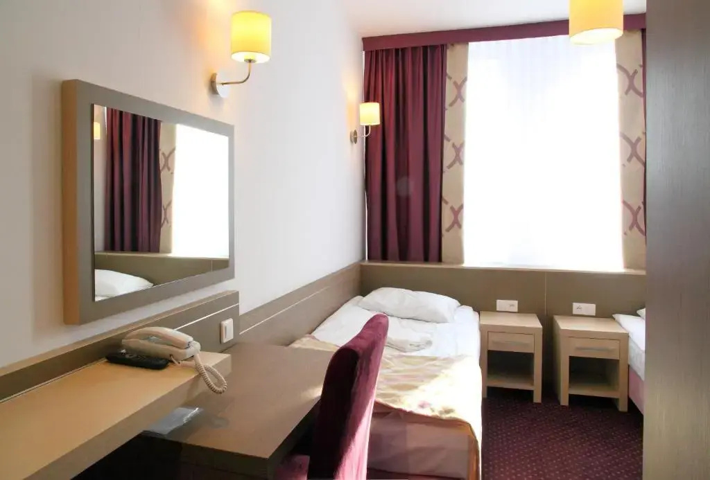Standard Double room (twin beds)