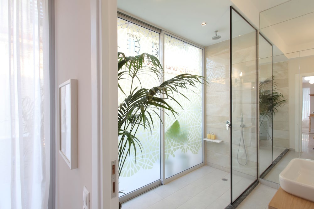 Отель The Marble Suites, PLAKA в Афины