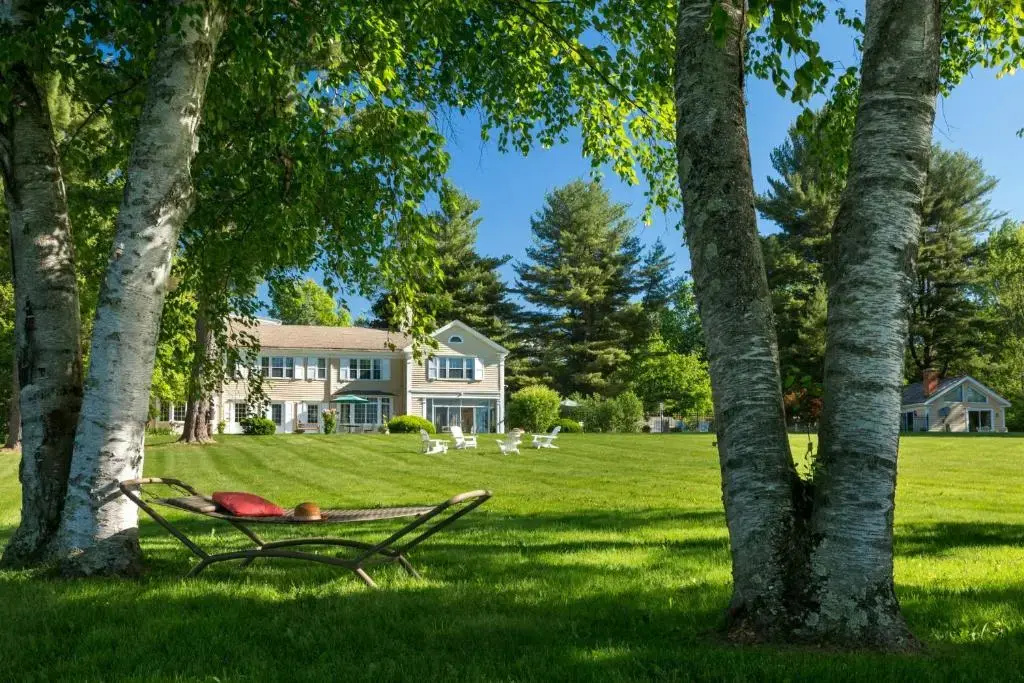 Devonfield Inn B&B