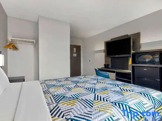 Motel 6 Marble Falls, TX Room Type - Standard Double room (full double bed)