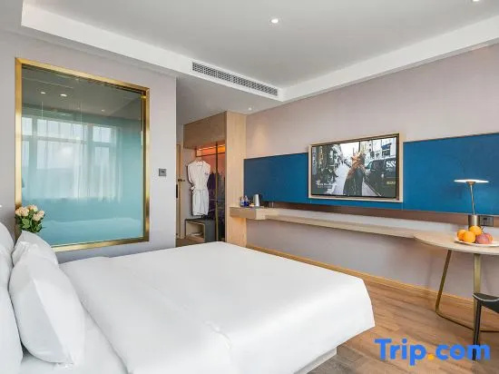 Superior Double room (full double bed)