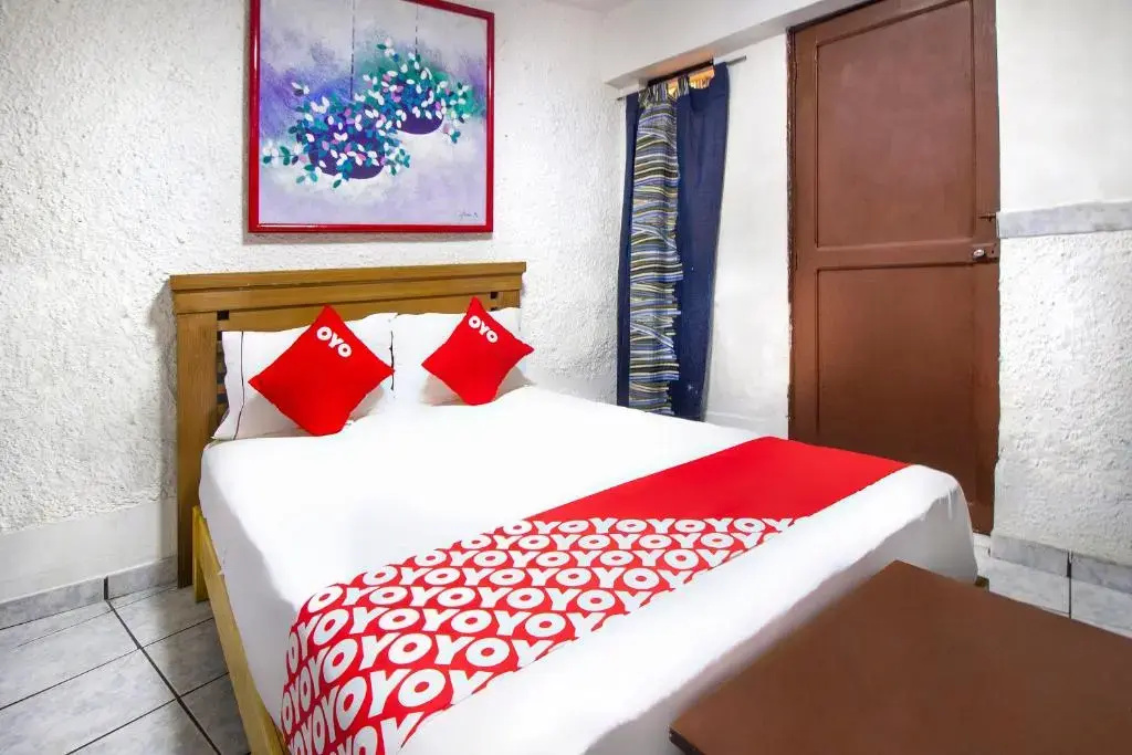 5 Bedrooms Standard Quadruple Family room