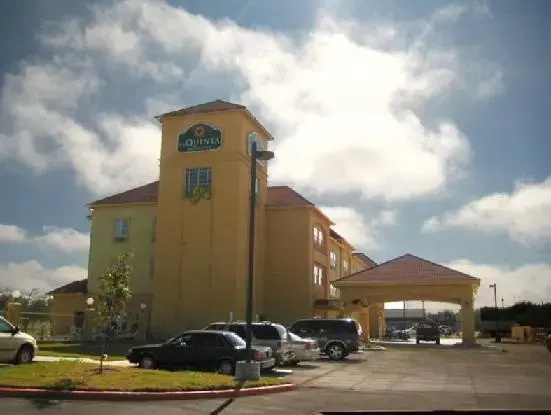 La Quinta Inn & Suites by Wyndham Alice - Chambres