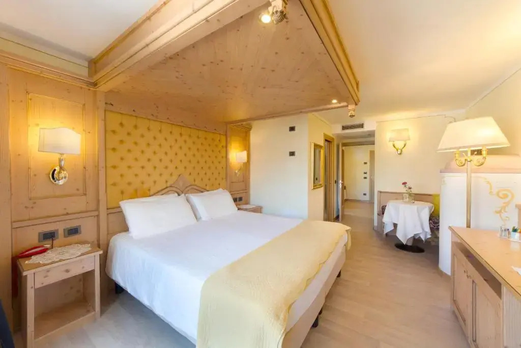 Quadruple Family Suite