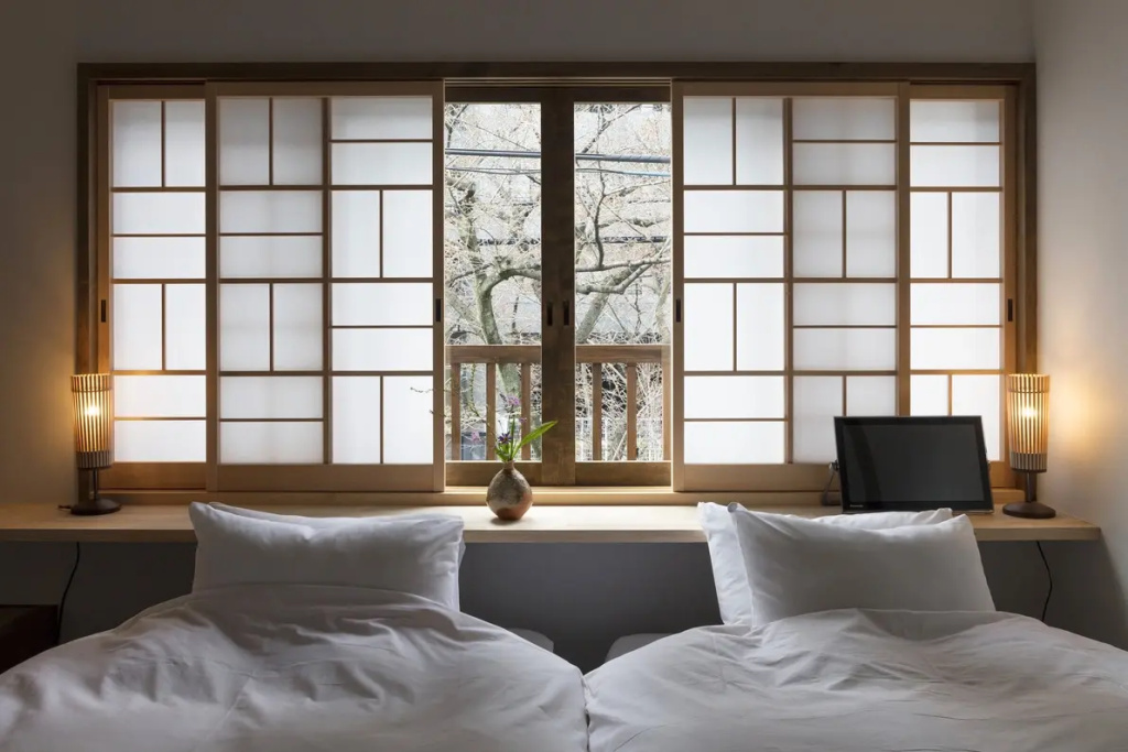 3 Bedrooms Cottage with river view