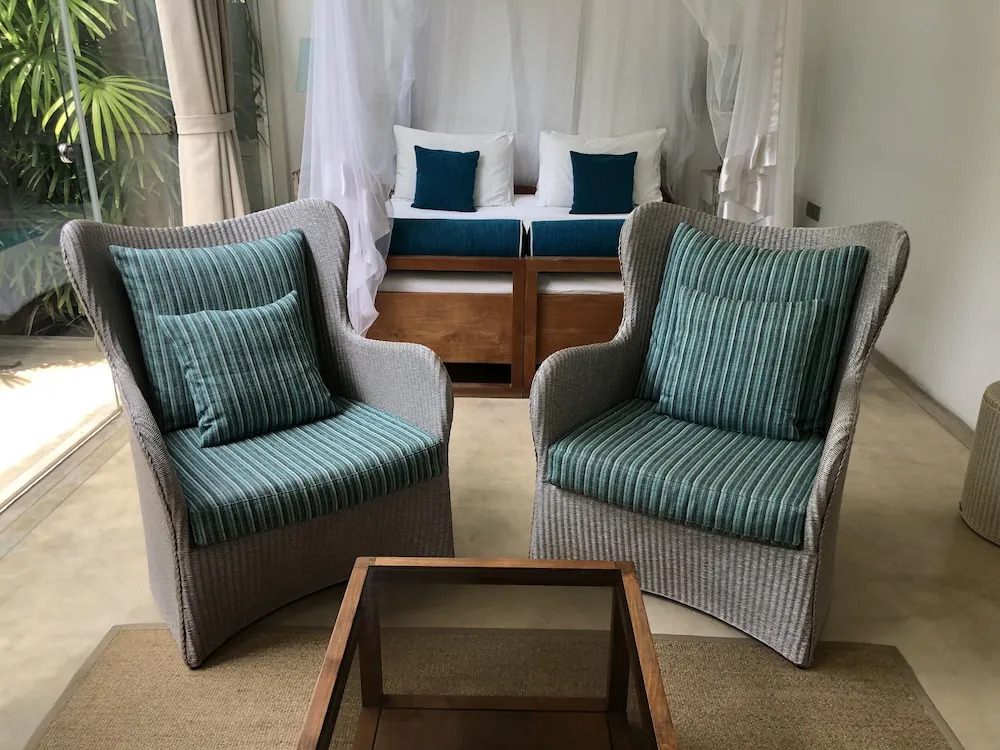 Sri Sharavi Beach Villas & Spa