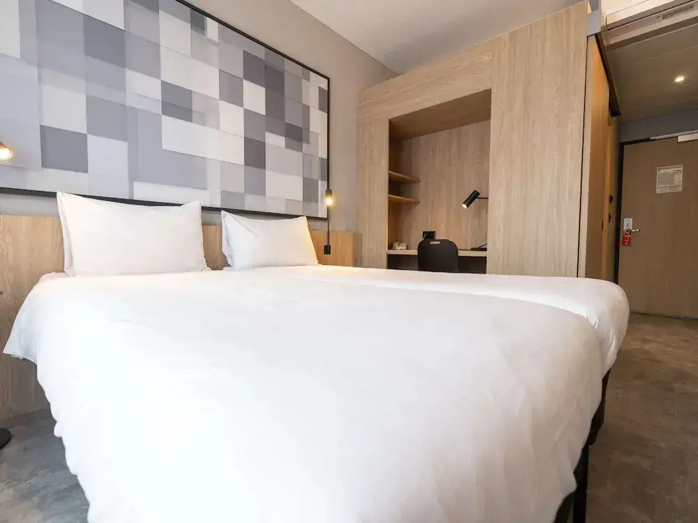 Standard Double room with balcony (twin beds)