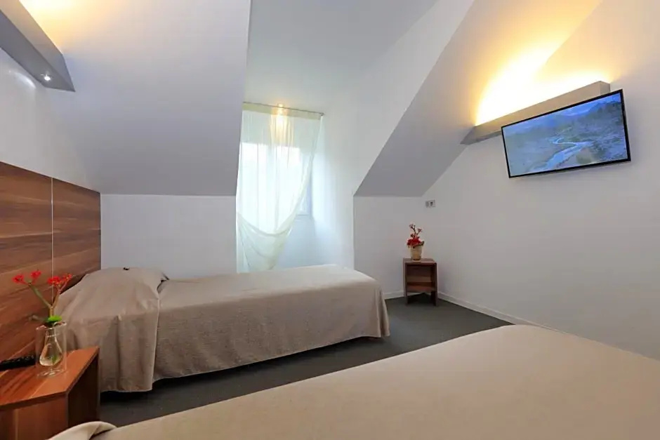 Logis Hotel Restaurant L'Europe - Chambres