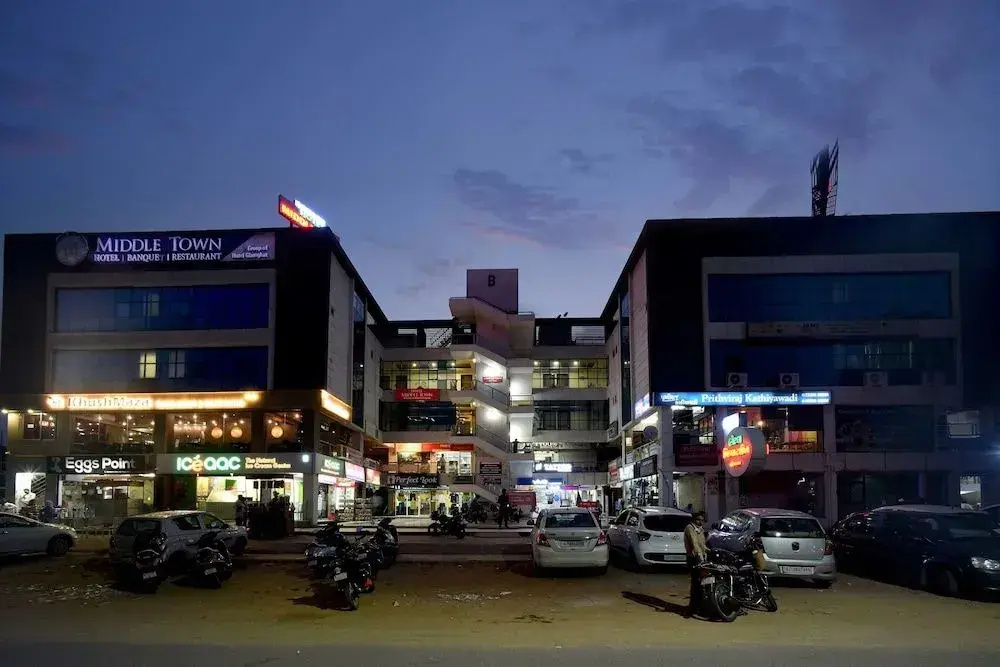 Hotel Middle Town