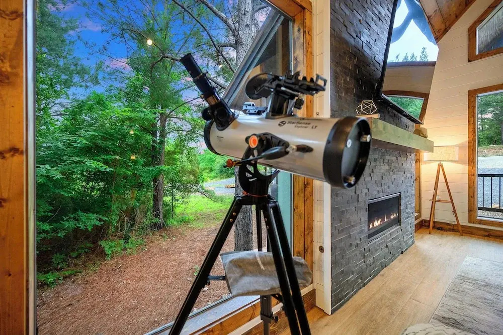Broken Bow Home w/ Hot Tub, Game Room & EV Charger
