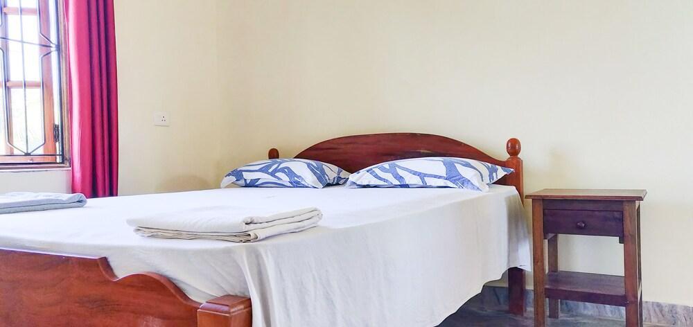 Morjim Sunset Guesthouse
