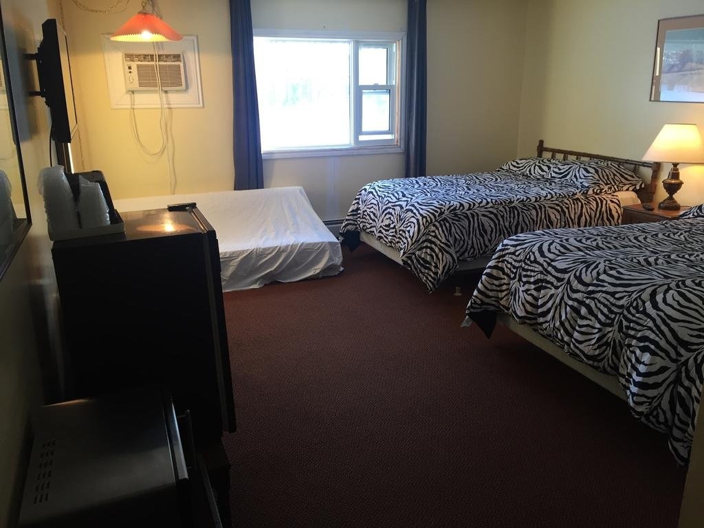 Englehart Inn — 2