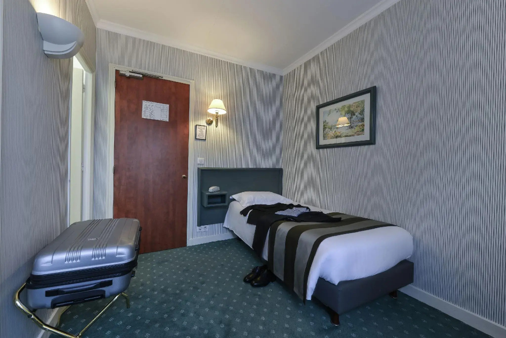 Standard Single room (single bed)